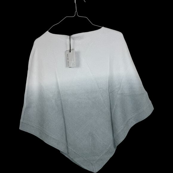 Barefoot‎ Dreams CozyChic Ultra Lite Ocean Breeze Poncho Waterfall One Size NWT - Picture 7 of 15